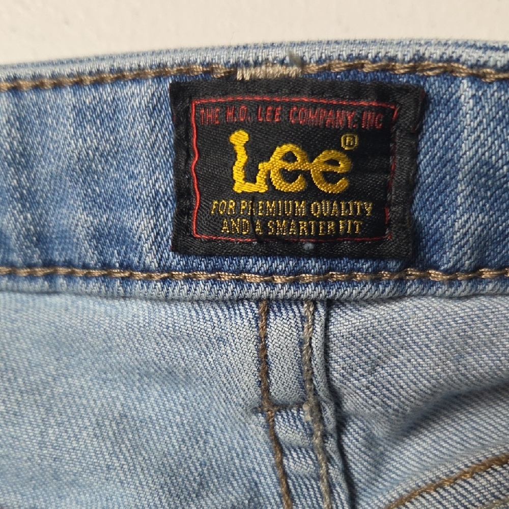 Lee High-Rise Women's Light Blue Denim Stretch Jeans Size 16M - Picture 2 of 7